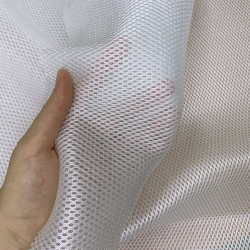 Сетка 3D трехслойная Air mesh 160 гр/м2, цвет Белый (на отрез)  в Ивантеевке